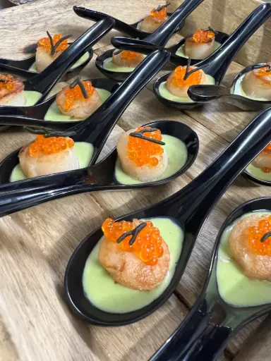 [Cat] Vieira glaseada con cremoso de patata marina y Codium XS