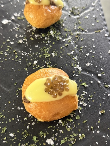 [Cat] Brioche de rabo de toro y trufa XS